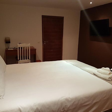 Orquidea Guesthouse Spa & Restaurant マプト エクステリア 写真